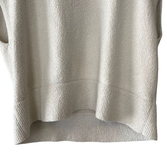 Lululemon Sleeveless Top - Picture 3 of 7